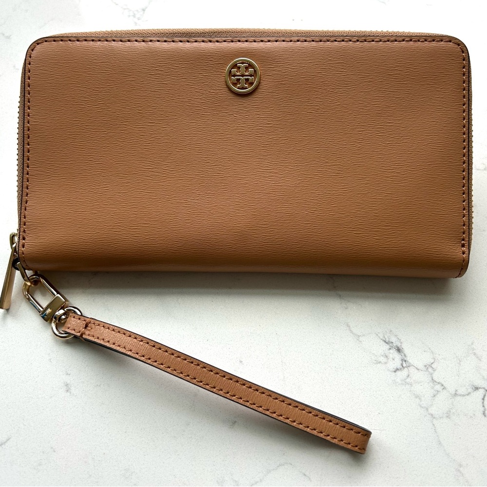 Tory Burch Robinson Wallet